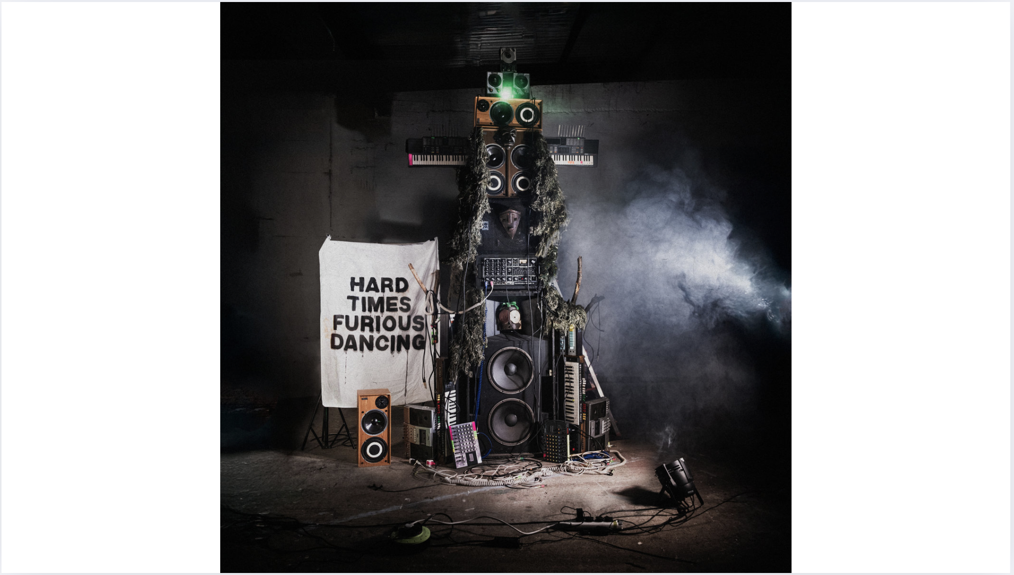 Snapped Ankles – Hard Times Furious Dancing